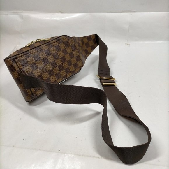 Louis Vuitton Brown Checkered Crossbody Bag - Picture 3 of 9